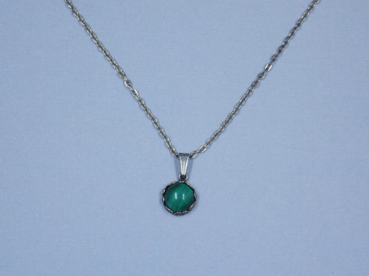 Green Malachite Natural Stone Pendant Necklace